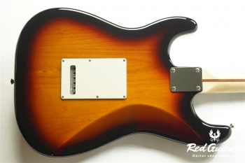 Fender Japan Made in Japan Hybrid II Stratocaster - 3-Color Sunburst